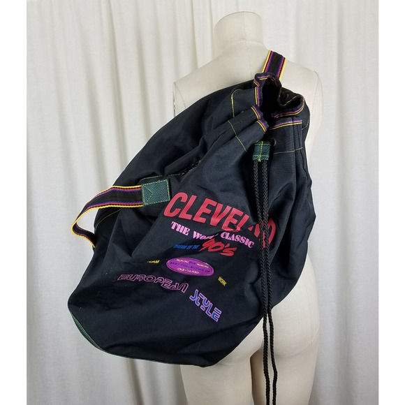 Cleveland Bags Vintage European Style Cleveland Drawstring Duffle Sling Backpack Weekender